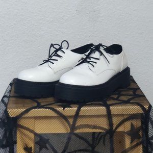 White & Black Oxford Shoes - Madden Girl - Size 8.5